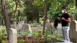 Alişan Kardeşi İçin Mevlid Okuttu, Gözyaşlarını Tutamadı