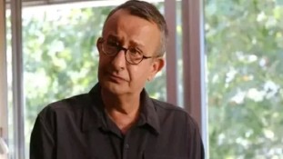 Bir Naşit Özcan geçti sahnelerden