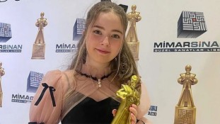 Çocuktan Al Haberi Yarışmacısı Ebrar Demirbilek Yeni Filmiyle Geliyor!