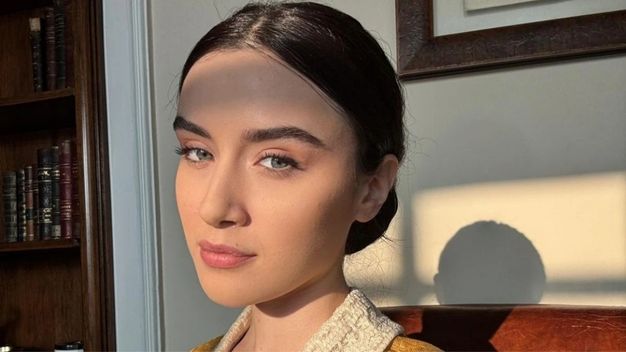 Aşık Veysel Filminin Setinden Kareler Geldi! Cemre Arda Kadroda